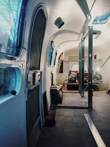 墻體養(yǎng)花房車