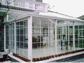 封閉陽(yáng)臺(tái)養(yǎng)花種菜