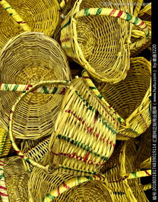 用竹編的籃子怎么養(yǎng)花