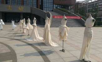 創(chuàng)新創(chuàng)業(yè)項(xiàng)目服裝設(shè)計(jì)