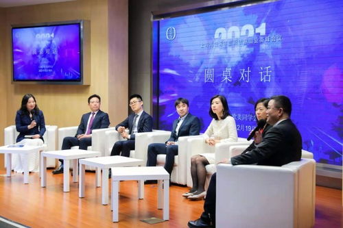 充分發(fā)揮改革與創(chuàng)新,充分發(fā)揮創(chuàng)新作為第一生產(chǎn)力,充分發(fā)揮創(chuàng)新作為引領(lǐng)發(fā)展