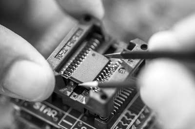 關于自主創(chuàng)業(yè)的議論文,做好就業(yè)與自主創(chuàng)業(yè)的準備議論文,自主創(chuàng)業(yè)萬眾創(chuàng)新