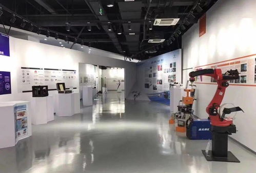 鋁箔畫創(chuàng)新創(chuàng)業(yè)工作室