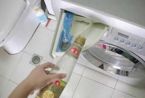 洗衣服時放醋能殺菌么嗎