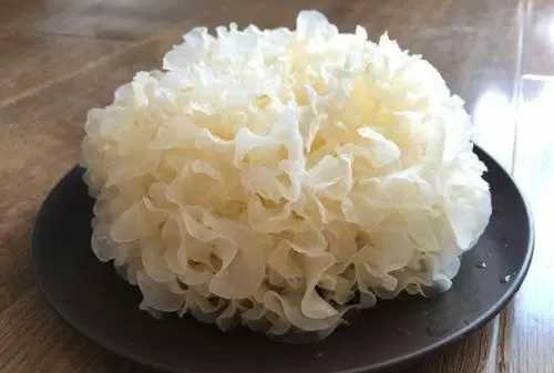 銀耳熬不出膠有功效,銀耳不出膠和出膠的營(yíng)養(yǎng)區(qū)別在哪圖5