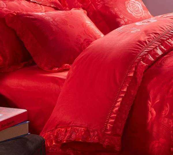 床上六件套是哪六件,結(jié)婚床上用品六件套買哪些圖2