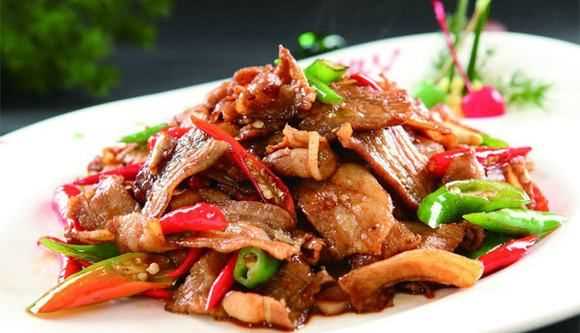 炒肉怎么炒好吃,小炒肉怎么做最好吃圖1