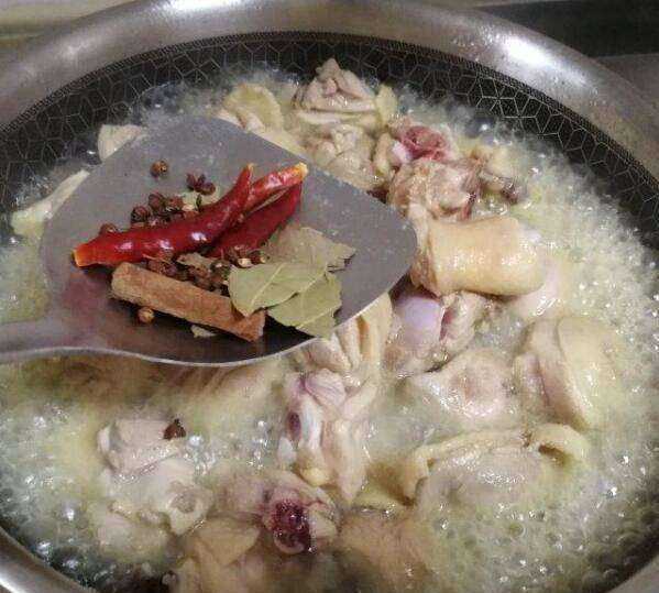 大盤(pán)雞怎么炒,大盤(pán)雞怎么做好吃又簡(jiǎn)單易學(xué)圖5