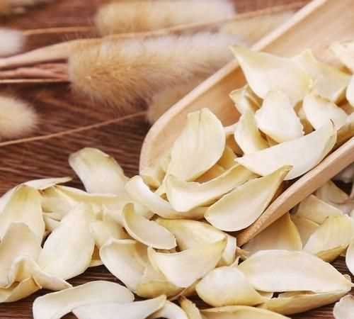 新鮮百合曬干為什么會變色