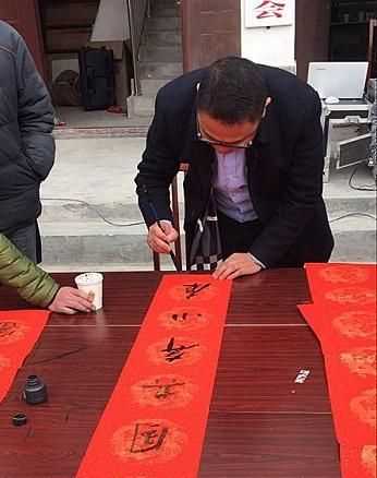 7字村委會大門對聯(lián)集錦