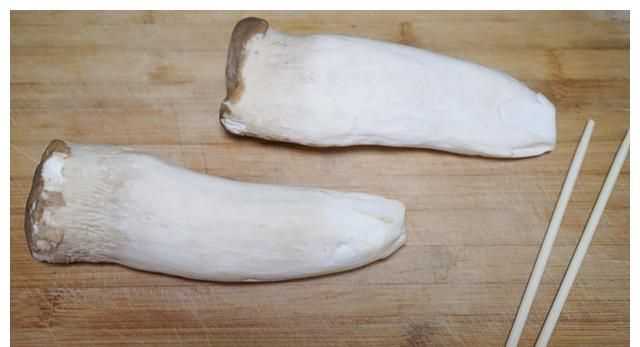 杏鮑菇發(fā)霉了還能吃嗎?