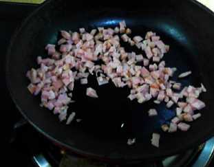 烤箱能烤生包子,包子蒸多長時(shí)間最好吃圖5