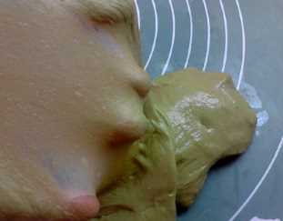 烤箱能烤生包子,包子蒸多長時(shí)間最好吃圖12