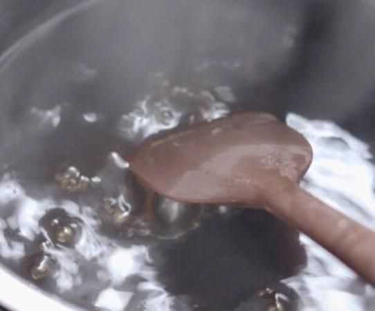 自制冰粉水放多了不會(huì)完全凝固怎么辦