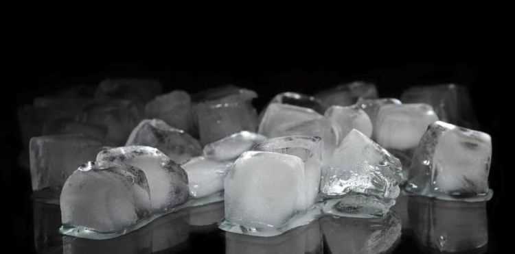 自制食用冰塊用什么水