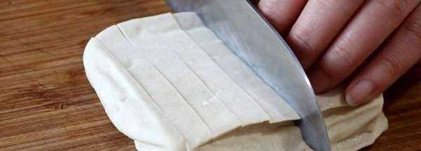 豆腐發(fā)粘煮熟可以吃,豆腐有點(diǎn)發(fā)粘了還能吃嗎圖2