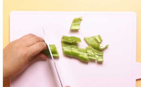 田雞怎么炒才不會(huì)老,炒田雞怎么做好吃圖4