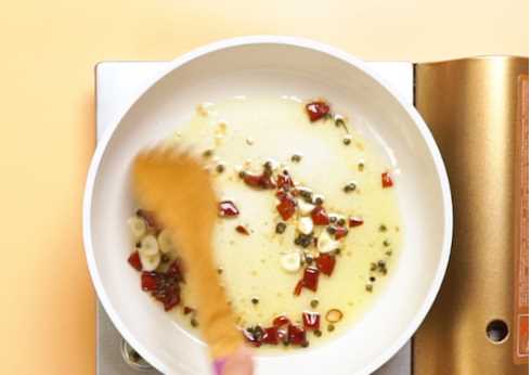 田雞怎么炒才不會(huì)老,炒田雞怎么做好吃圖6