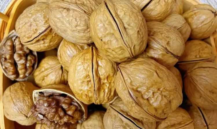 生核桃仁可以吃嗎