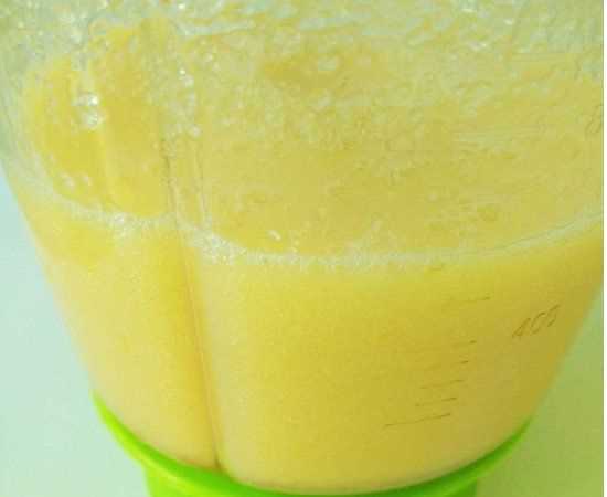 榨香蕉汁要不要加水,榨汁機(jī)榨水果的時(shí)候里面要不要加水圖1