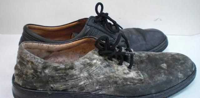 洗的鞋子為什么會(huì)發(fā)黃