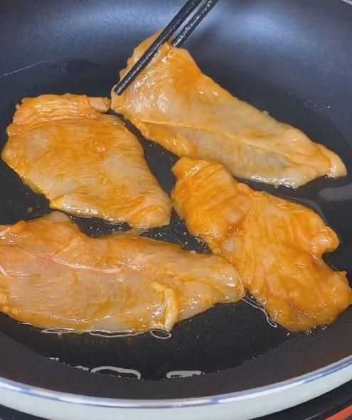 鮮雞胸肉放在冰箱冷凍，最多能放多長時間