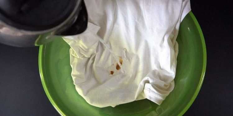 白衣服上有血漬怎么清洗最有效