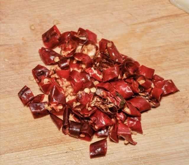 辣椒怎么曬干不變色，怎么曬干辣椒不變色？圖9