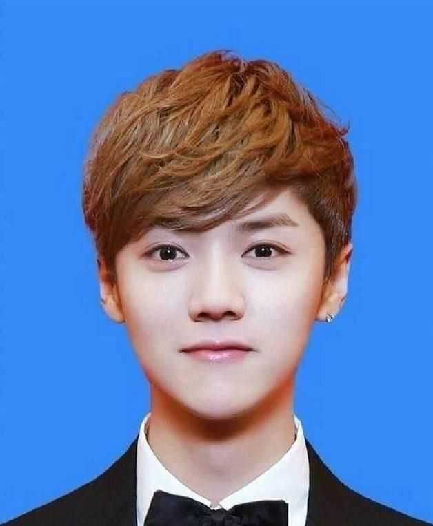 照片底色的含義，什么叫證件彩照，是用什么底色的，是白的，紅的，藍(lán)的？圖4