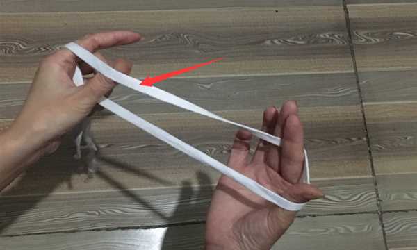 如何系蝴蝶結(jié),蝴蝶結(jié)怎么系視頻慢動(dòng)作圖19