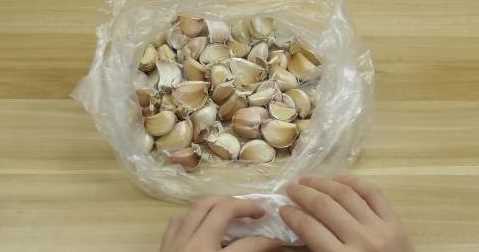 夏天大蒜頭怎么保存,夏天大蒜頭怎么保存不發(fā)芽圖3