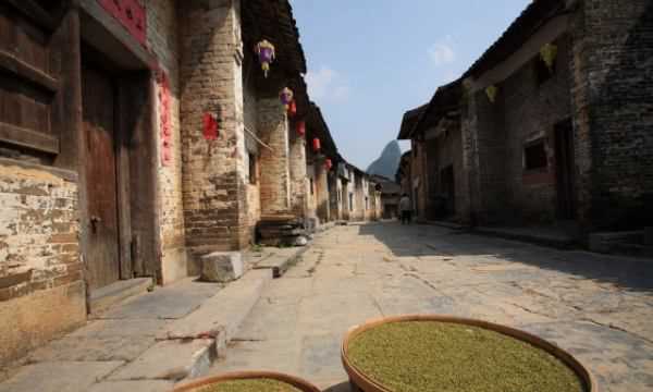 廣西黃姚古鎮(zhèn)在哪里,賀州到黃姚古鎮(zhèn)怎么坐車圖2