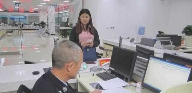 沒身份證怎么坐火車怎么取票，從未辦理過身份證，怎么坐火車？圖7