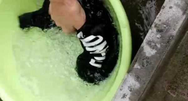 衣服被84燒掉顏色怎么辦,白色衣服用84燒黃了怎么恢復(fù)正常圖7