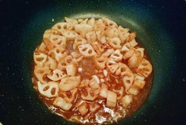 藕丁怎么炒好吃,怎樣炒藕丁好吃又簡(jiǎn)單視頻圖9