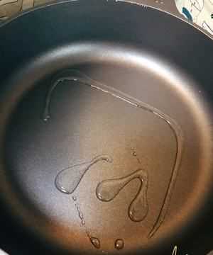 蝦餅用什么粉炸才脆皮,蝦餅怎么做呀圖6