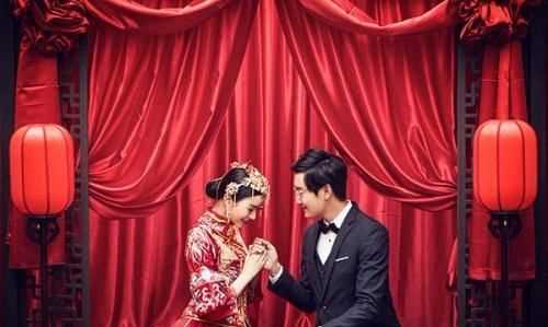 結(jié)婚跨火盆什么意思,結(jié)婚風俗不同圖1