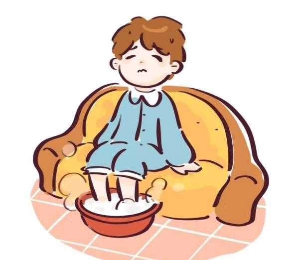 鹽水泡腳的危害,鹽水泡腳對身體的好處以及壞處都有哪些呢圖9