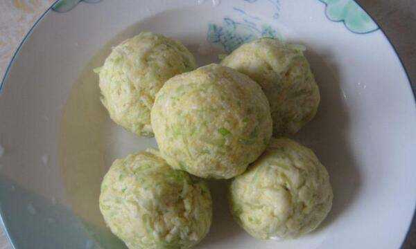 適合做菜團(tuán)子的蔬菜,菜團(tuán)子用什么餡最好吃圖6