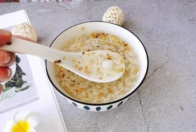 酒釀?dòng)衩仔A子的做法步驟圖，怎么做好吃