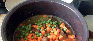 手抓排骨飯的家常做法,排骨手抓飯?jiān)趺醋鋈绾巫龊贸阅貓D10