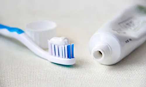 牙膏綠色標志代表什么,牙膏上面的綠條代表什么圖4