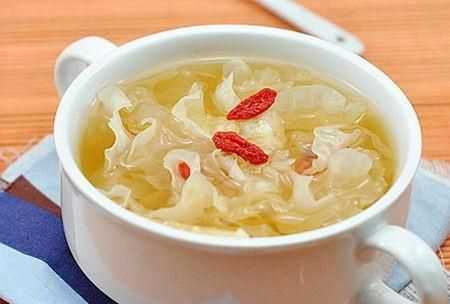 銀耳和燕窩的區(qū)別在哪里