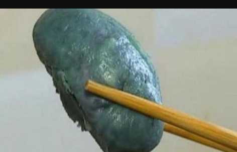 紫薯遇堿變綠還能吃,紫薯跟堿變色會中毒嗎圖1