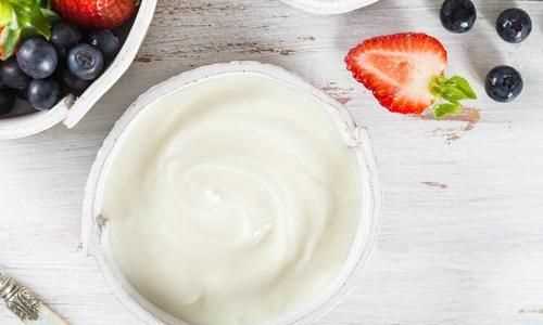 老酸奶溫度過高儲(chǔ)存還可以喝嗎