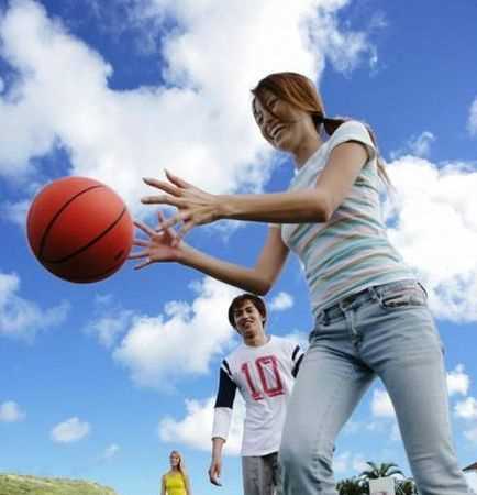 打籃球有什么好處呢?