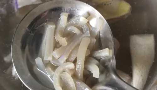 皮凍的熬制方法,豬皮凍怎么熬制好吃圖3