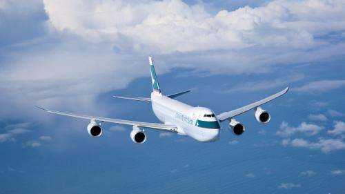 坐飛機(jī)可以帶化妝品,坐飛機(jī)是否可以帶化妝品和充電寶圖1