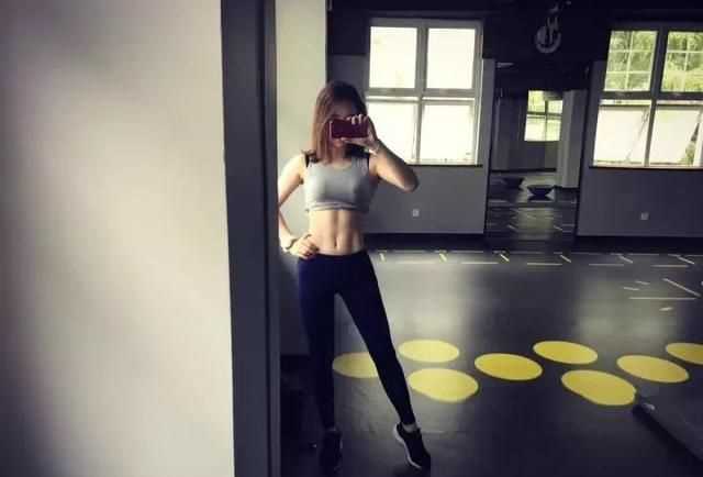 女生可以練出人魚線嗎?