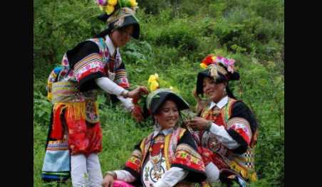 采花節(jié)是哪族的節(jié)日,采花節(jié)是哪個(gè)民族的節(jié)日?qǐng)D片圖1